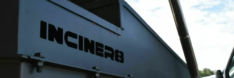 incinerator inciner8